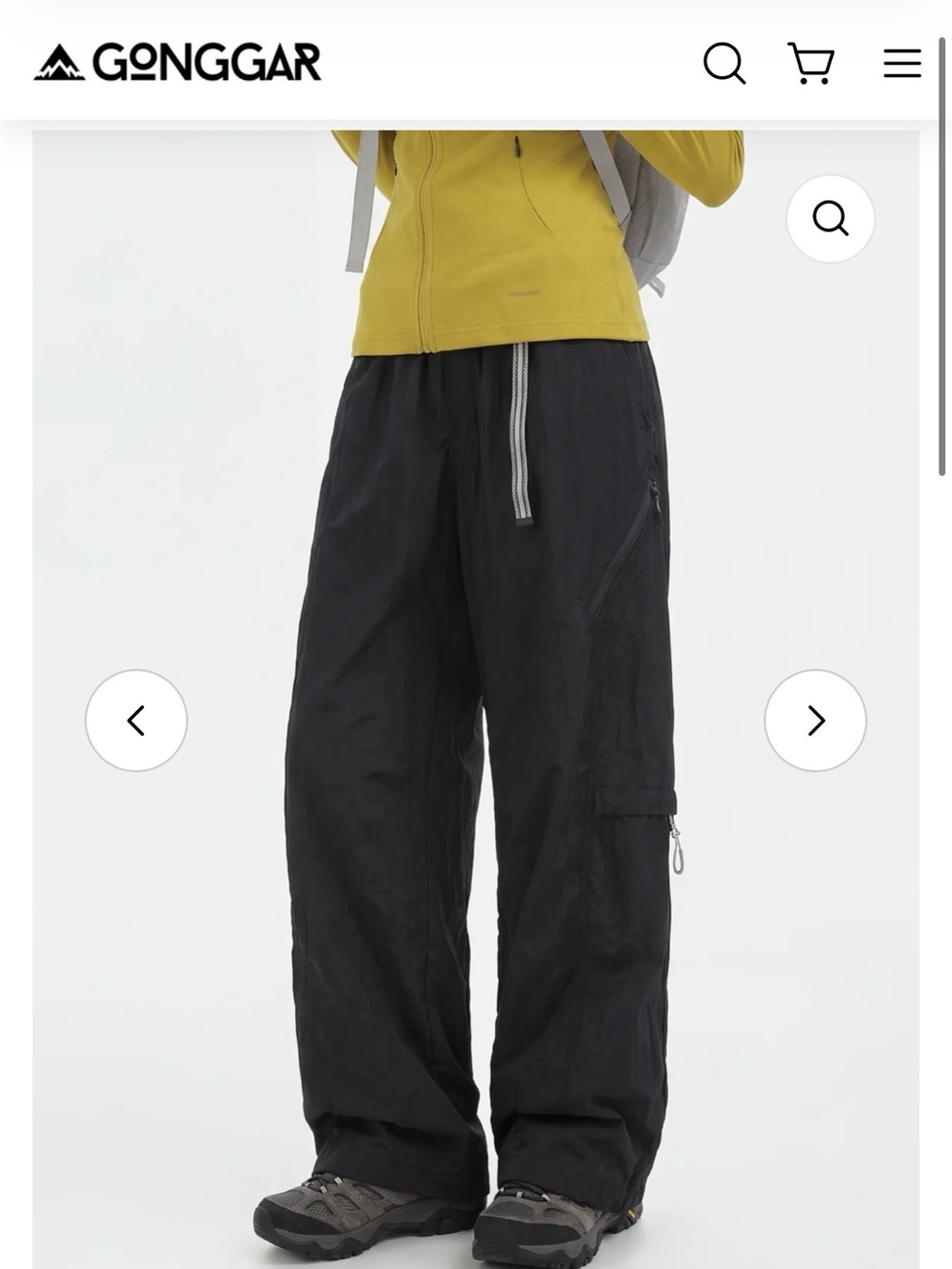 Gonggar Women's Black Wide-Leg Cargo Pants - Picture 5 of 6